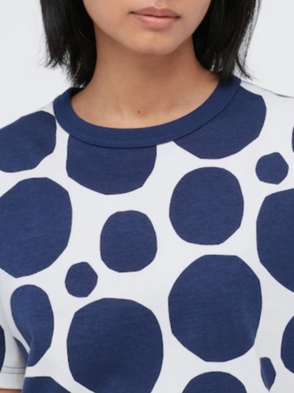 Marimekko Kivet and Uniqlo collab navy polka dots short sleeve tee NWT - Picture 7 of 7